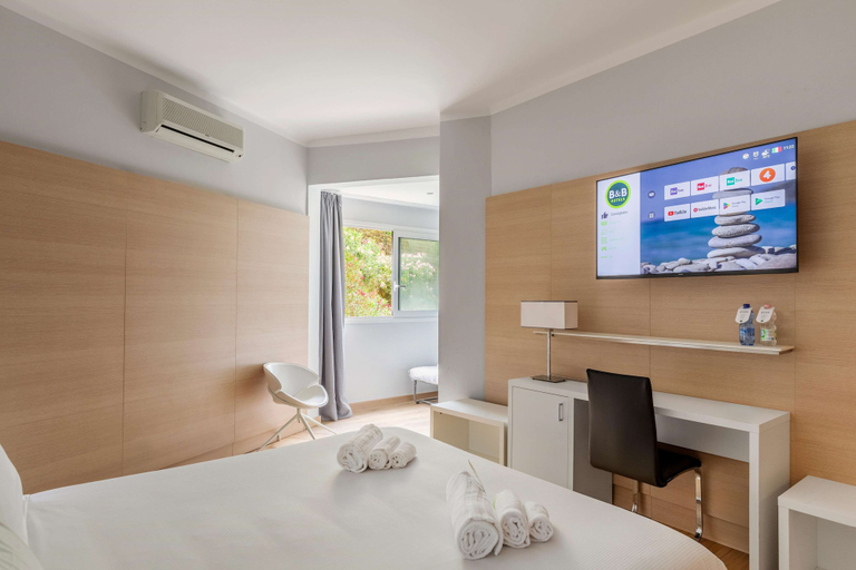 Bedroom 8