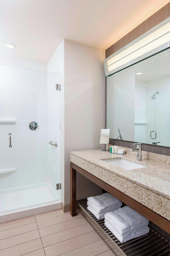 Bathroom 5, Courtyard Stafford Quantico, Stafford