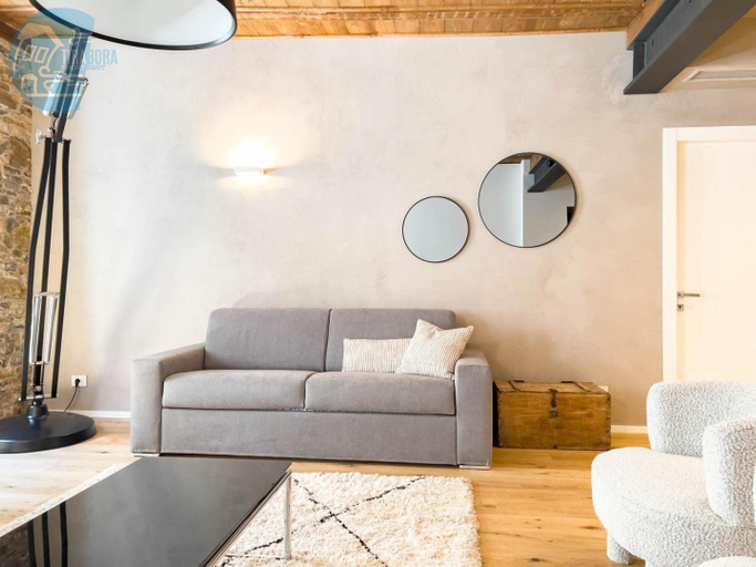 Others 2, San Nicolo 14 Tirabora Short Rent, Trieste
