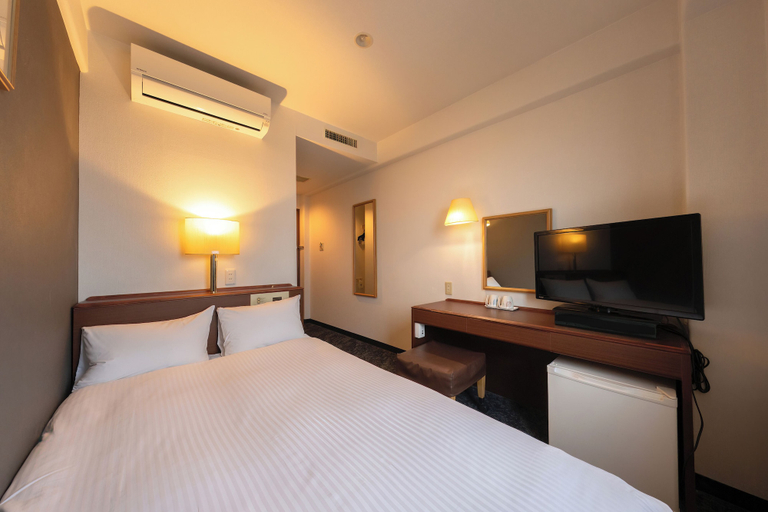 Bedroom 2, Omura Central Hotel, Ōmura