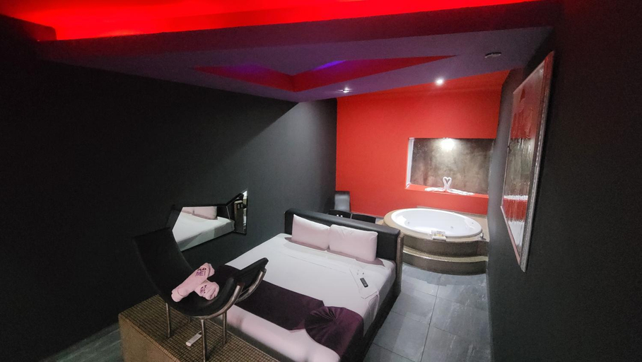 Bathroom 5, Playme, Querétaro