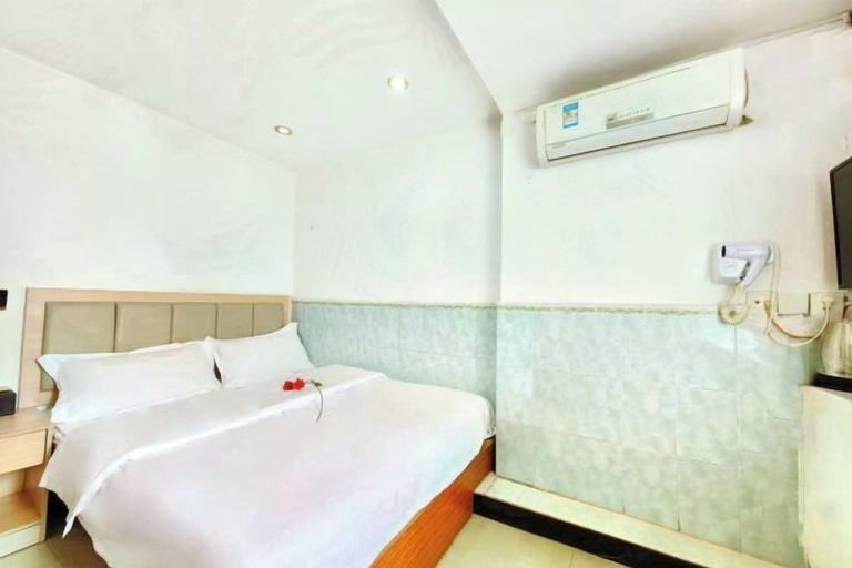Bedroom 5, Lianchang Hotel, Shenzhen