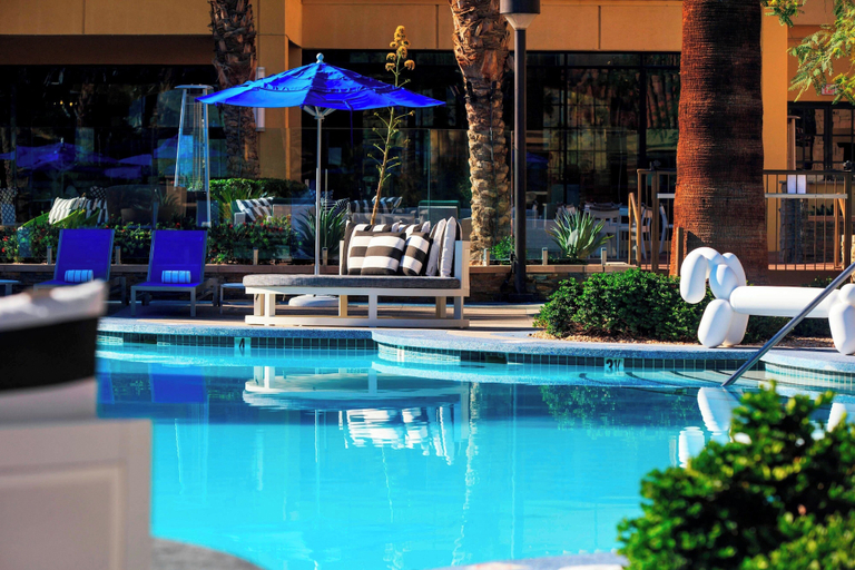 Sport & Beauty 2, Renaissance Palm Springs Hotel, Riverside
