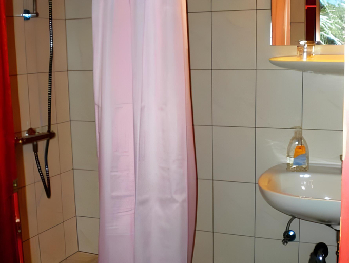 Bathroom 8