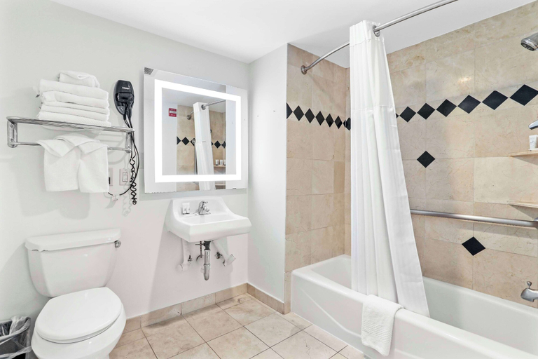 Bathroom 12