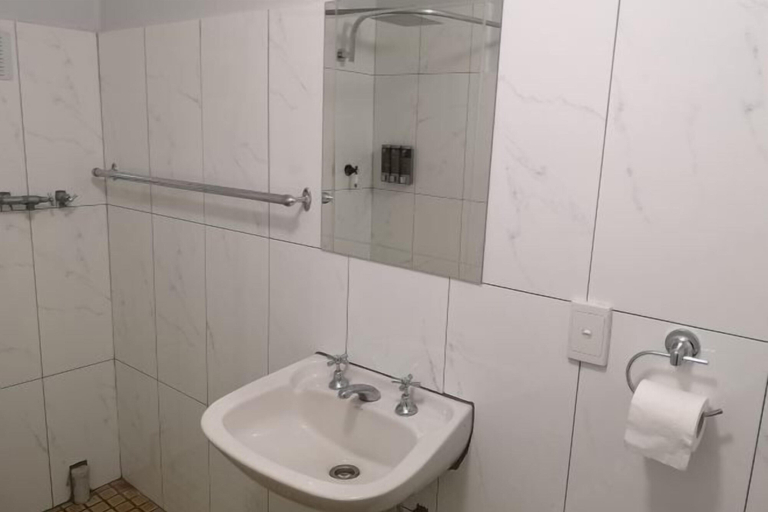 Bathroom 15