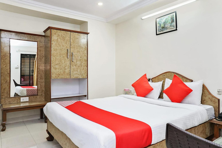 Bedroom 3, Hotel Rajdeep, Pune