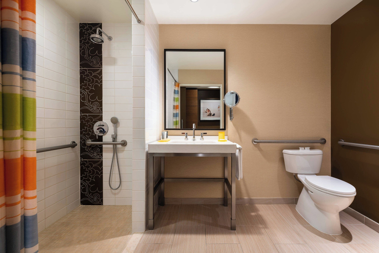 Bathroom 5, JW Marriott Los Angeles L.A. LIVE, Los Angeles