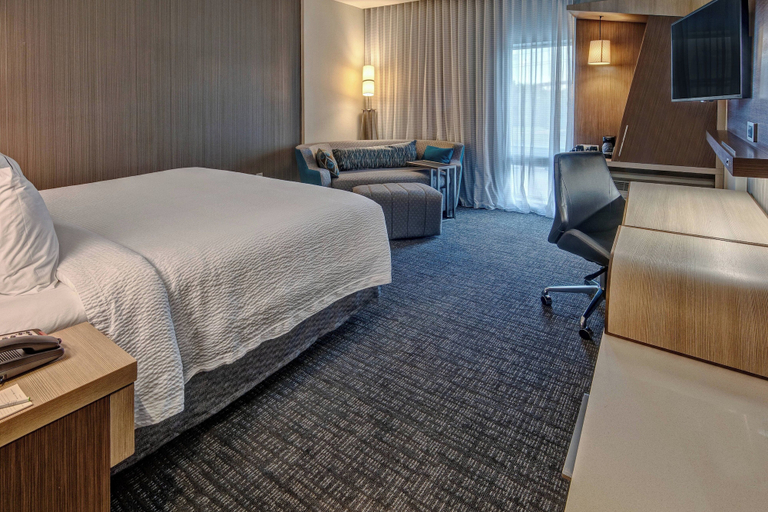 Bedroom 2, Courtyard by Marriott Austin Northwest/Lakeline, Williamson