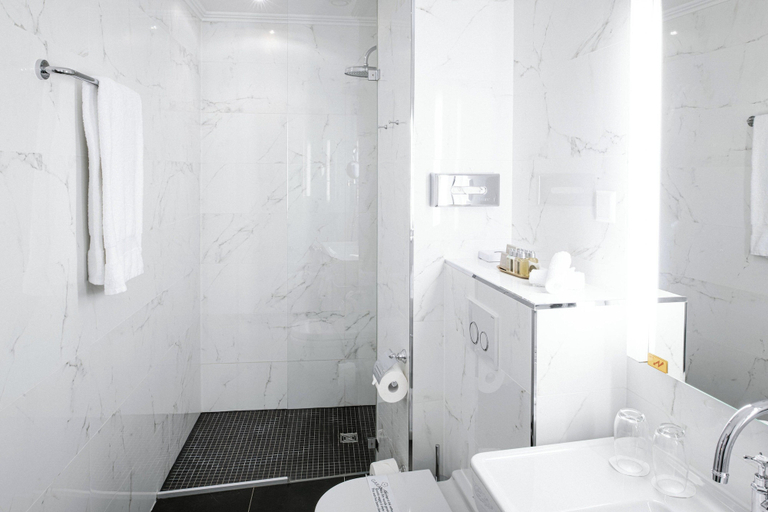 Bathroom 6