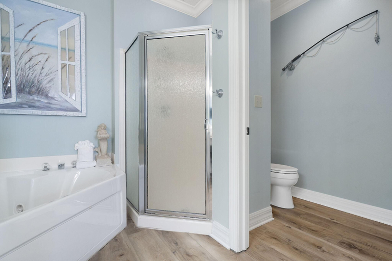 Bathroom 3, Spanish Key 702, Escambia