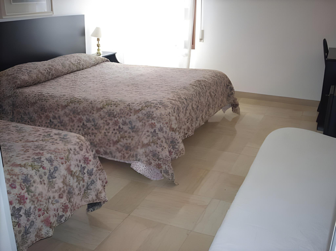 Bedroom 12