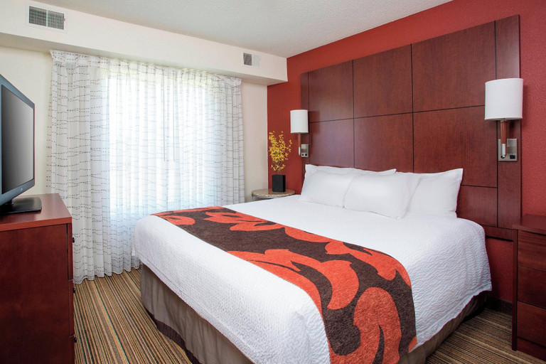 Bedroom 3, Residence Inn by Marriott Rockford, Winnebago