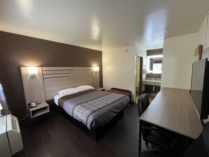 Bedroom 20