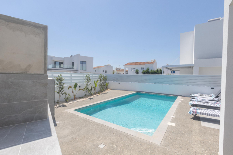 Sport & Beauty 4, Protaras Semeli Villa Se8