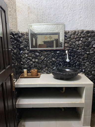 Bathroom 11