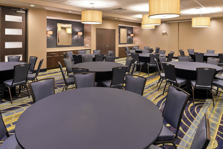 Food & Drinks 4, SpringHill Suites Raleigh Cary, Wake