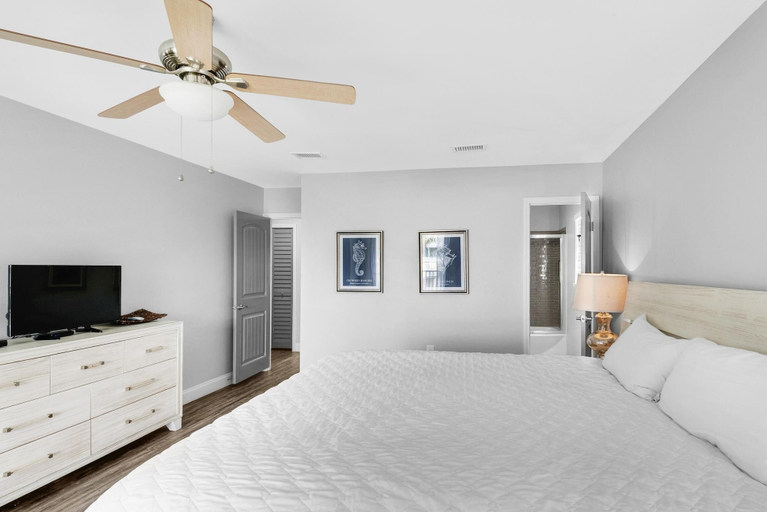 Bedroom 4, Summerhouse Townhomes #6- Blue Pearl, Walton