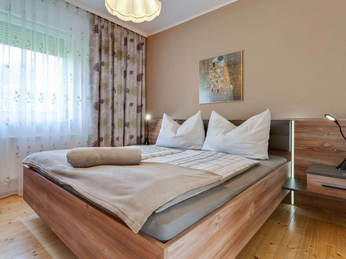 Bedroom 4, Bungalow in Glodnitz Near Nockberge Alps, Sankt Veit an der Glan