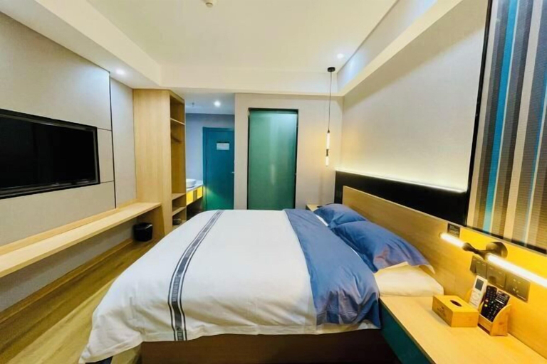Bedroom 10