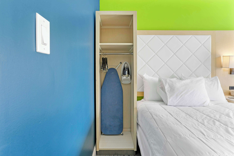 Bedroom 11