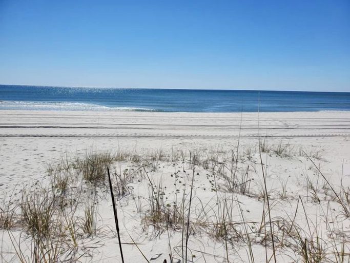 Others 5, Charming 3bd/2ba Home Close to the Beach! Sleeps 8!, Bay