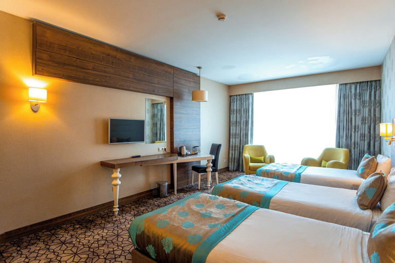 Bedroom 5, Inegol Royal Hotel, İnegöl