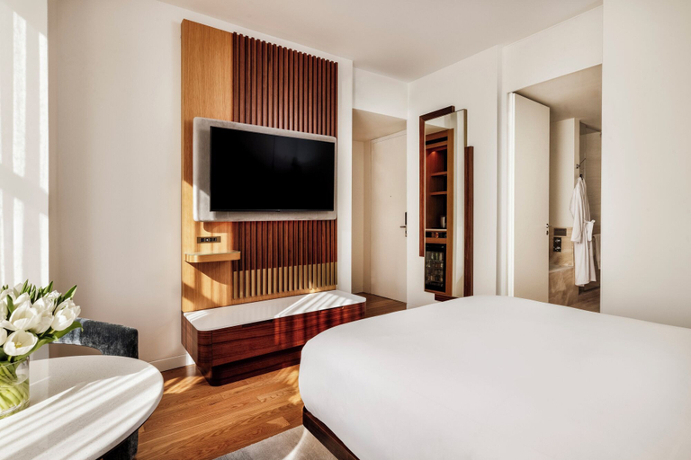 Bedroom 3, The Bryant Park Hotel, New York