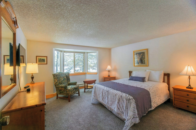 Bedroom 3, Timbers at Island Park Village Resort, Fremont