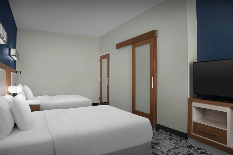 Bedroom 12