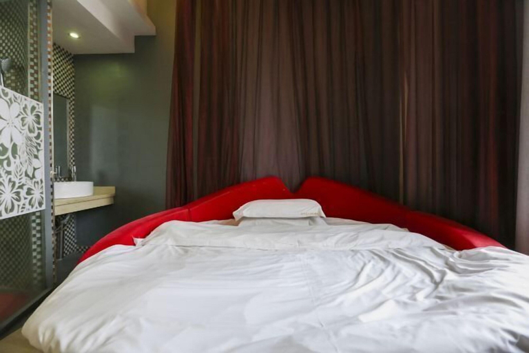Bedroom 3, Guests City Daren Theme Hotel, Laibin
