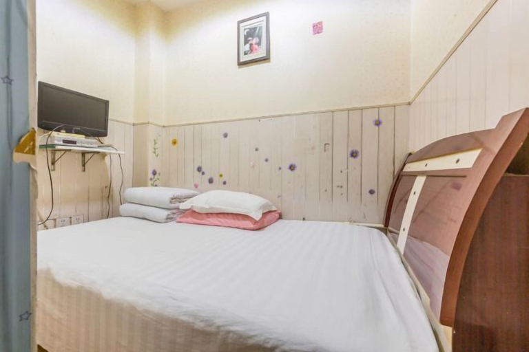 Bedroom 4, Shun Feng Yuan Hostel, Qingdao