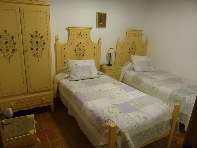Bedroom 12