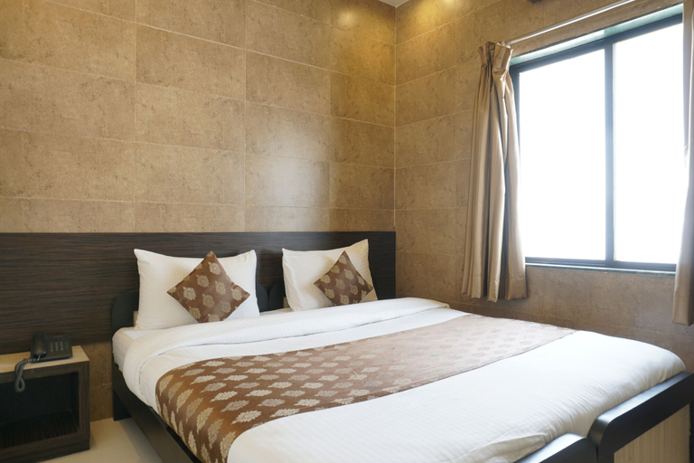 Bedroom 4, Hotel Pavitra, Pune