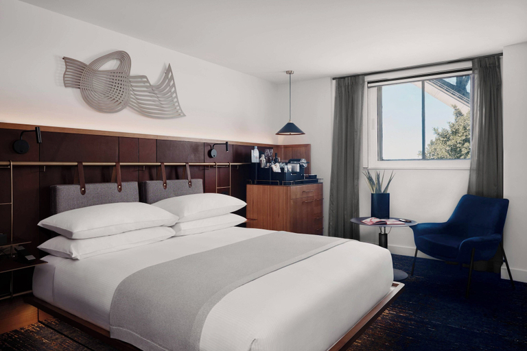 Bedroom 16