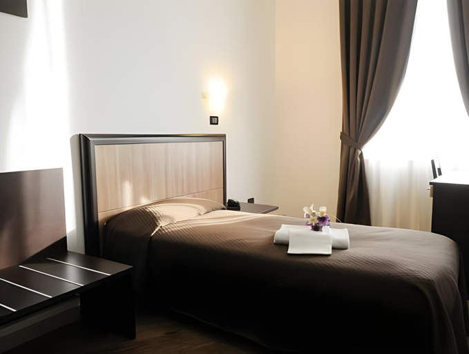 Bedroom 9