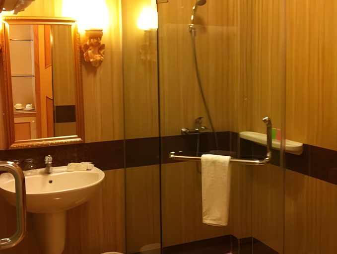 Bathroom 3