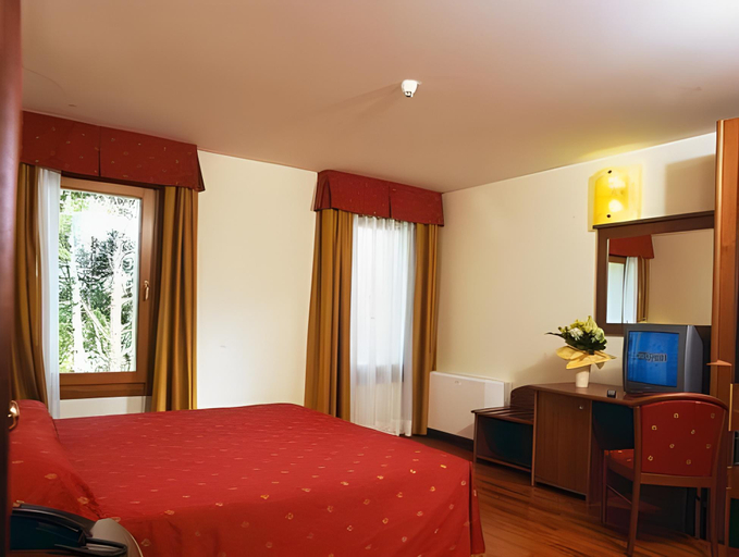 Bedroom 11