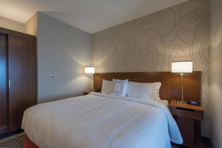 Bedroom 4, Fairfield Inn and Suites by Marriott Lubbock Southwest, Lubbock