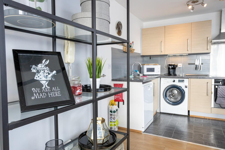 Others 4, GuestReady - Modern stay in Bispham House, Sefton