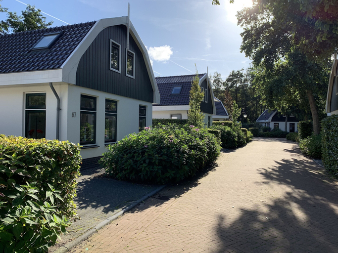 Exterior 4, Nice Holiday Home with Dishwasher near Beach, Bergen