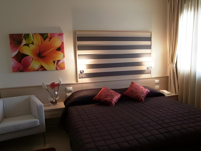 Bedroom 14