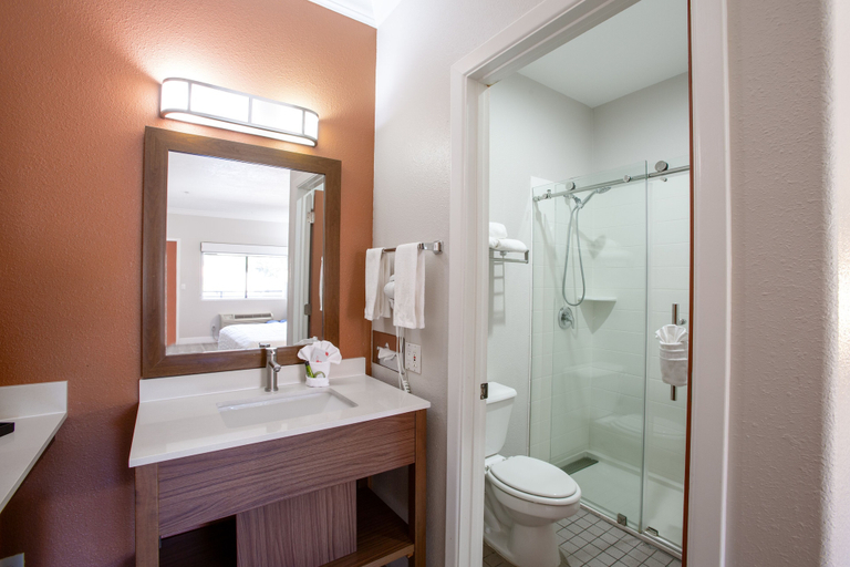 Bathroom 4, Wildflower Inn at Bell Rock, Yavapai
