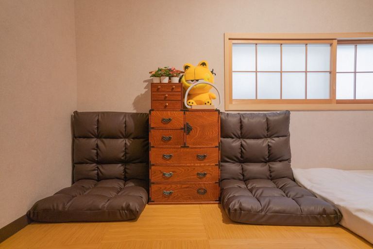 Others 5, Miyu Bonichi, Osaka