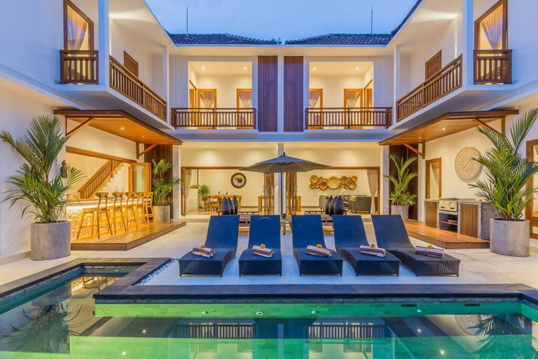 Sport & Beauty 4, Villa Lima - 5 bdrs, BBQ, Living room with Ac and private pool, Badung