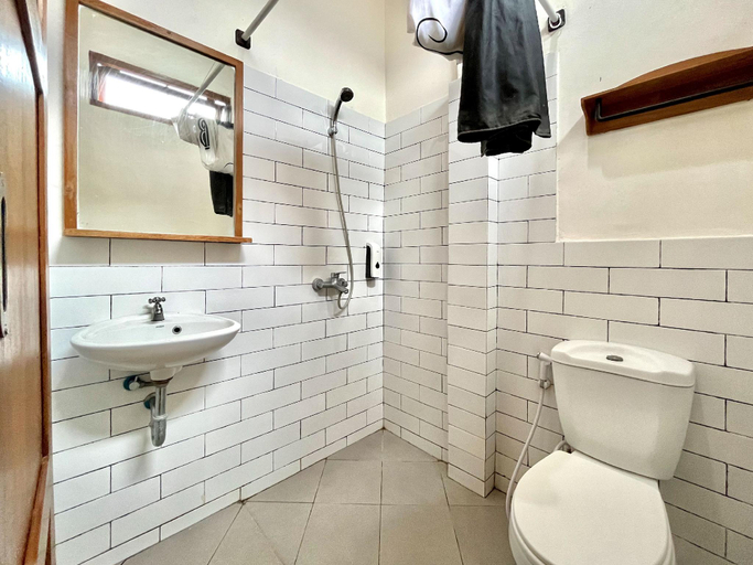 Bathroom 1