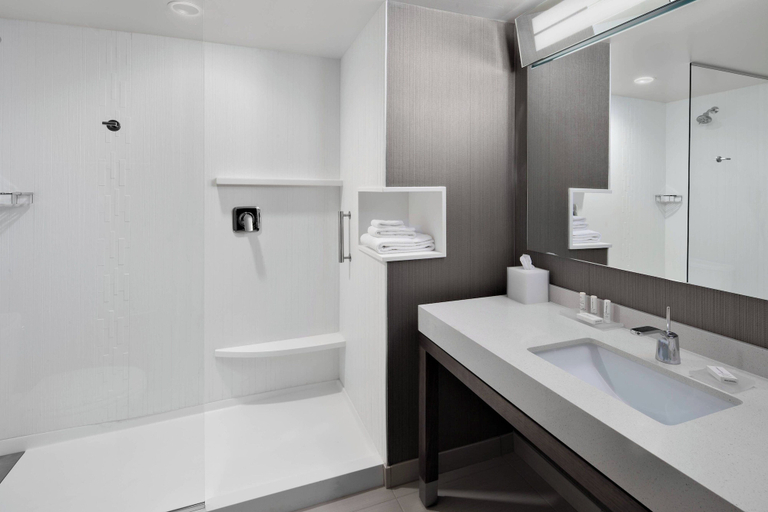 Bathroom 5, Courtyard by Marriott Knoxville Downtown, Knox