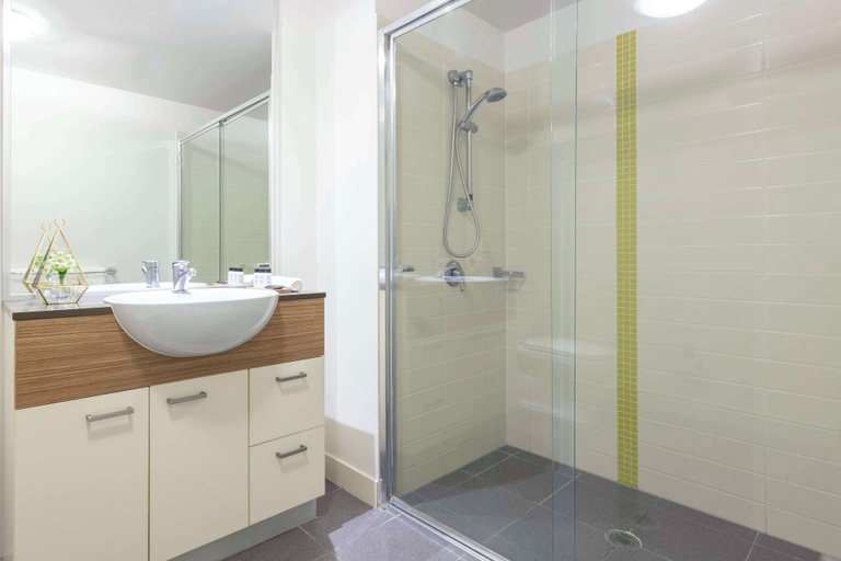 Bathroom 29