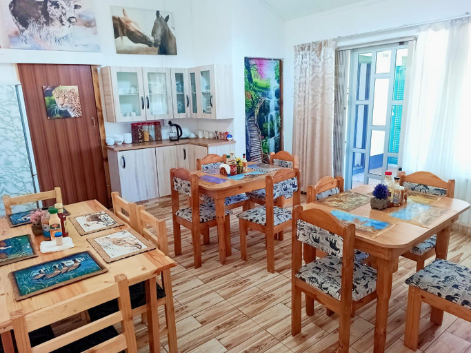 Food & Drinks 5, Queensburgh B&B or Self Catering, eThekwini