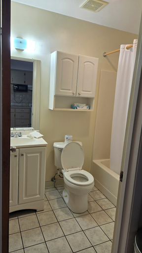 Bathroom 3, Merida Inn and Suites, Saint Johns
